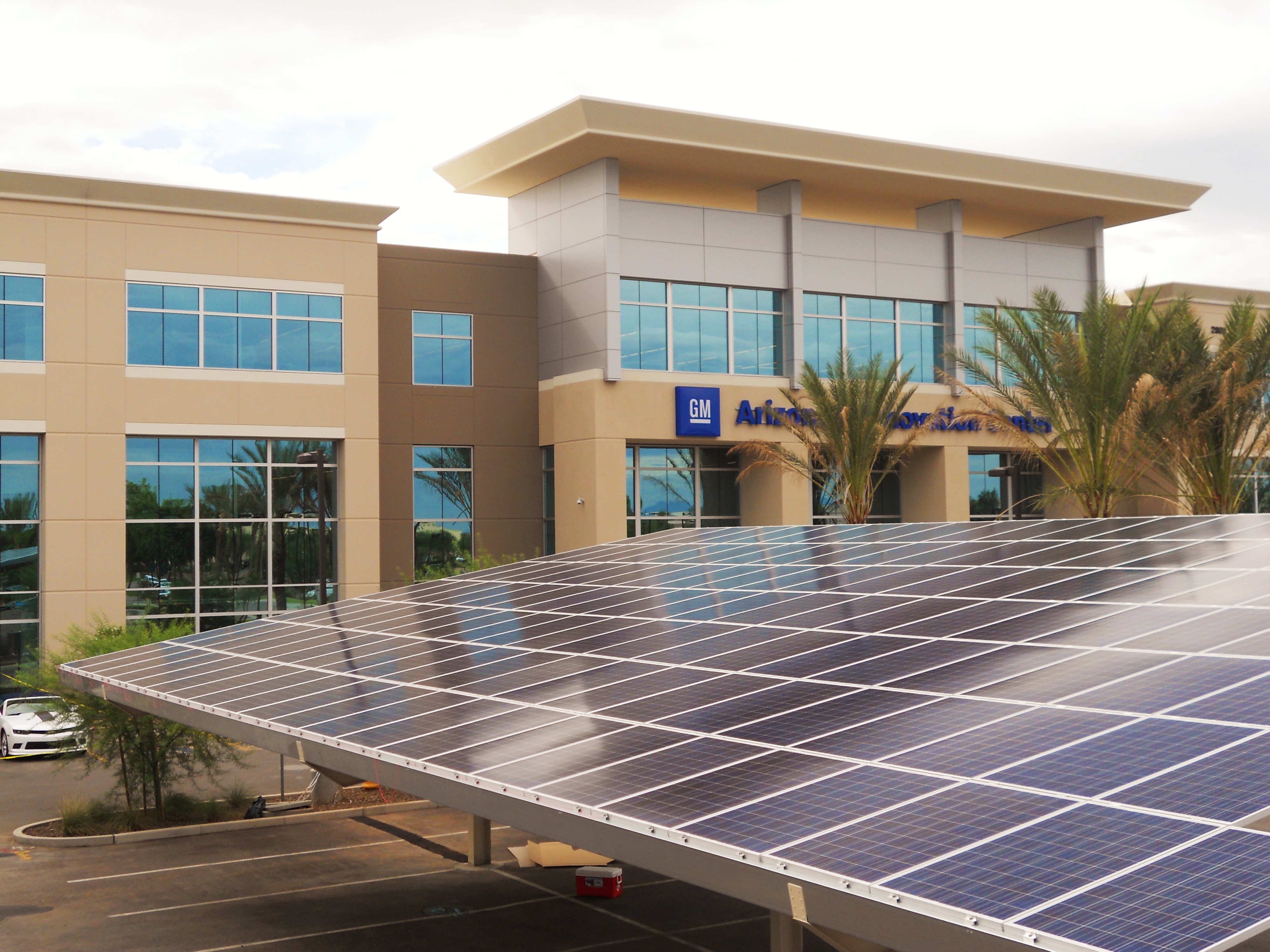 Large-scale solar carport installation suitable for automotive facility parking