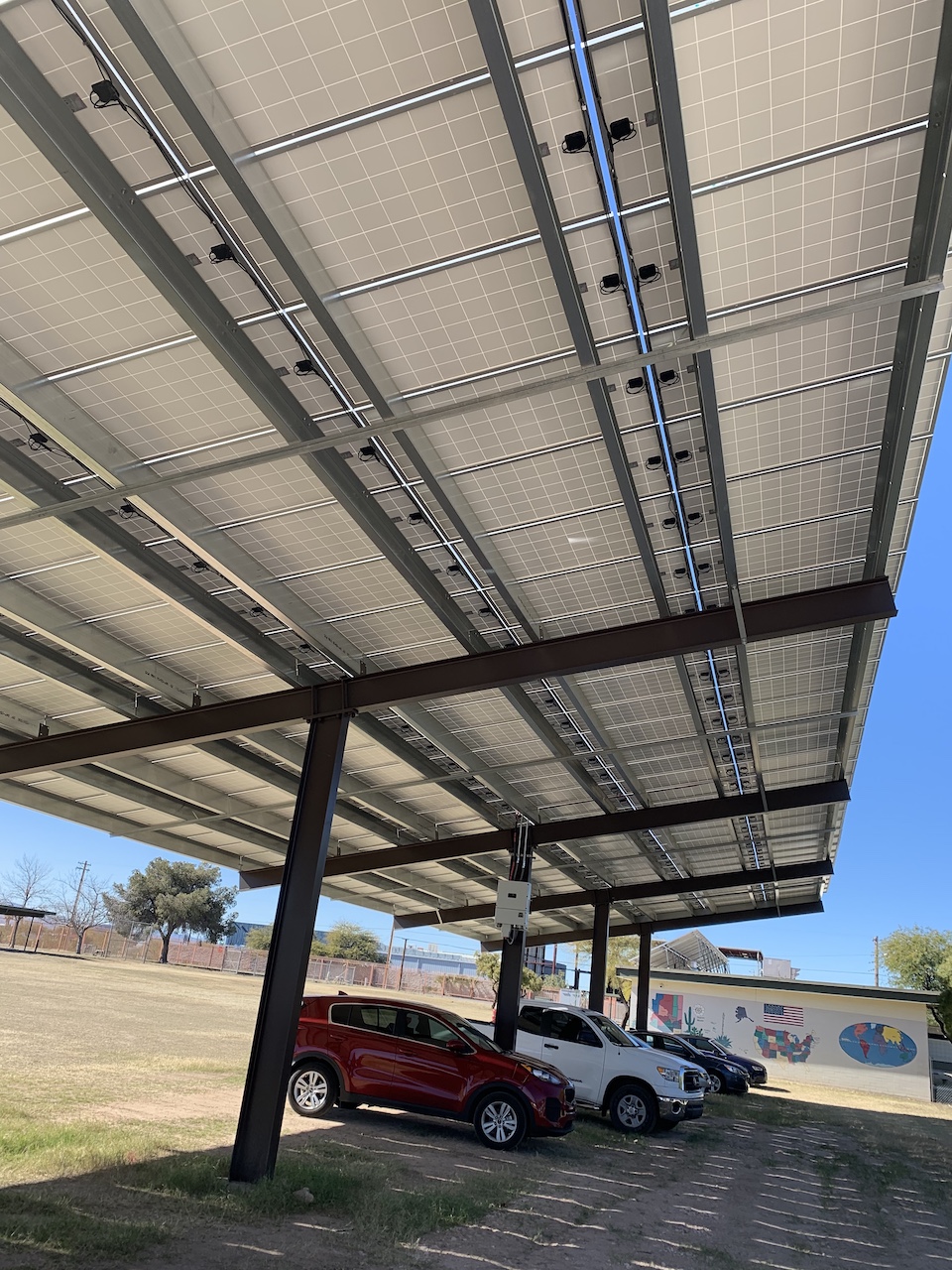 Traditional solar carports - Dual Cantilever:T-Canopies (head to head parking)_2